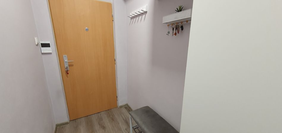 2-izbový byt, kompletne zariadený, Banská Bystrica, 29. augusta, 50 m2 | 550 €/mes. vrátane energií | foto