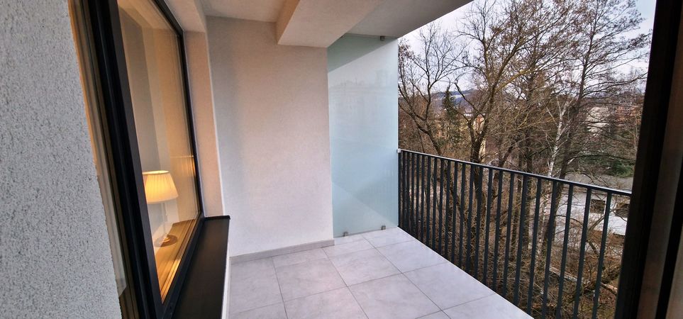 2-izbový byt, Banská Bystrica, Petelenova, 60 m2 | 1.000 €/mes. bez energií  | foto