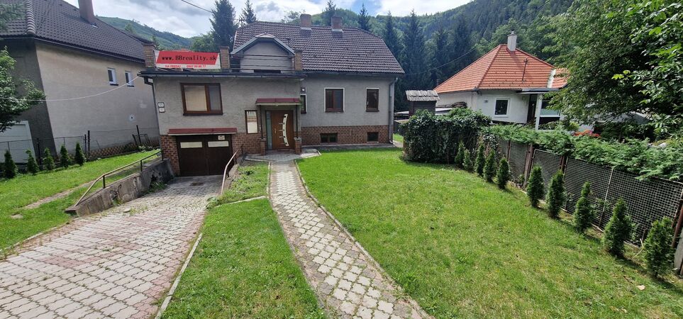 Rodinný dom - RD, Podbrezová,  | cena na vyžiadanie | foto