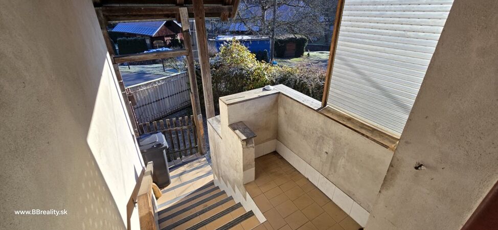 Rodinná vila - RD, Moštenica, 1259 m2 | 137.000 €  | foto