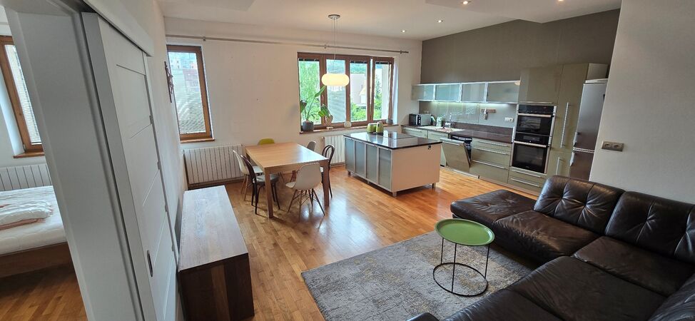 4-izbový byt s garážou, Ružomberok, A. Bernoláka, 130 m2 | 390.000 €  | foto