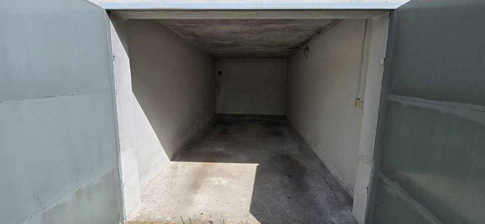 Garáž, Banská Bystrica, Gaštanová, 20 m2 | 29.000 €  | foto
