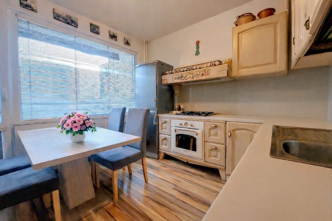 REZERVOVANÉ 3-izbový byt, Banská Bystrica, Tr. Hradca Králové, 76 m2 | cena na vyžiadanie | foto