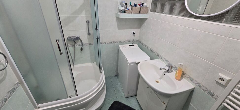 REZERVOVANÉ 3-izbový byt, Banská Bystrica- Šalková, Poľovnícka | 165.000 €  | foto