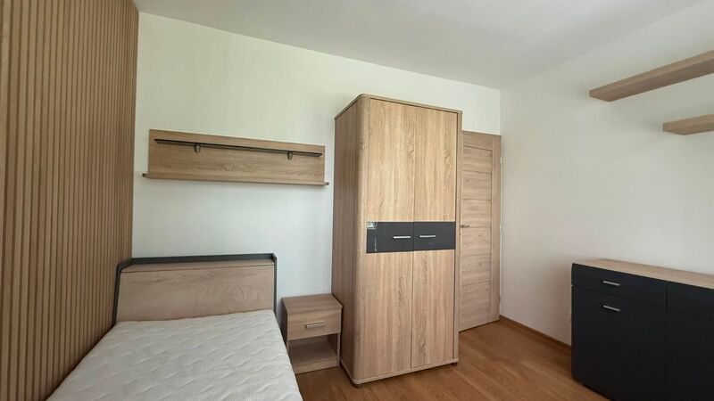 4-izbový byt, Banská Bystrica, Ružová, 96 m2 | 930 €  | foto