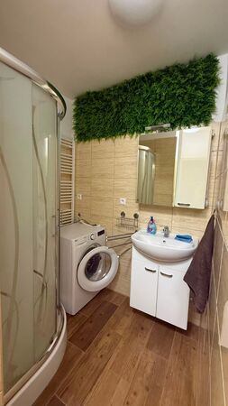 4-izbový byt, Banská Bystrica, Ružová, 96 m2 | 930 €  | foto